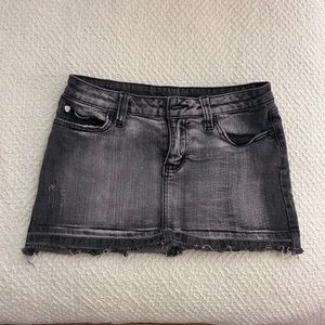 Y2K low waisted black denim mini skirt